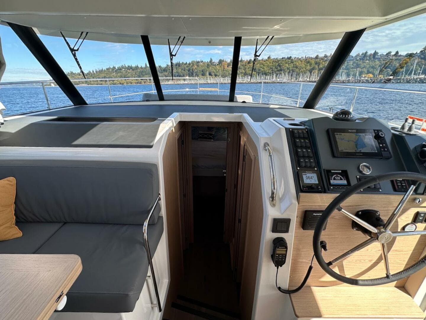 2024 Beneteau Swift Trawler 41 Sedan — photo 48