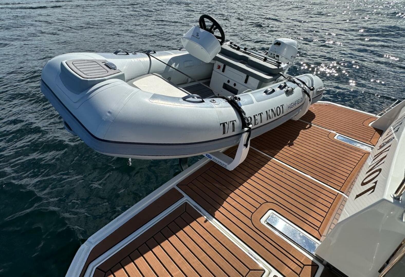 2024 Beneteau Swift Trawler 41 Sedan — photo 18