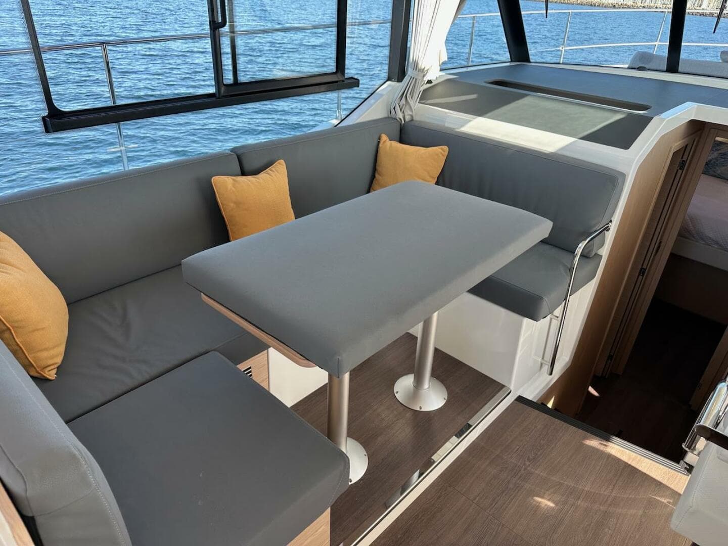 2024 Beneteau Swift Trawler 41 Sedan — photo 46