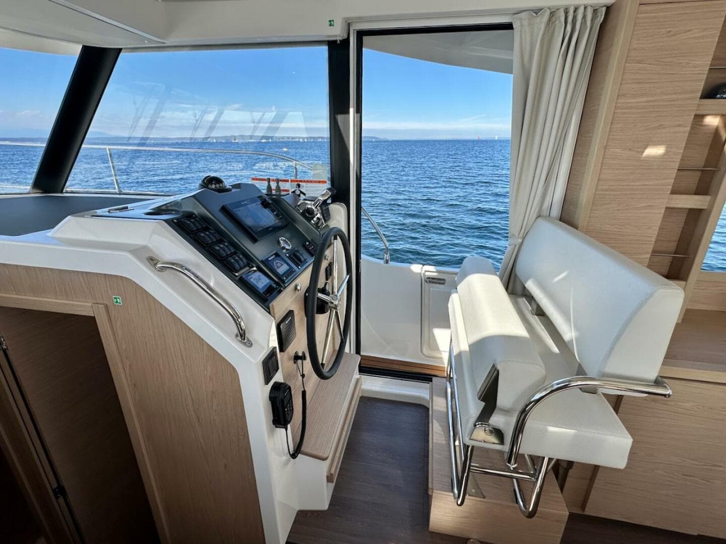 2024 Beneteau Swift Trawler 41 Sedan — photo 50