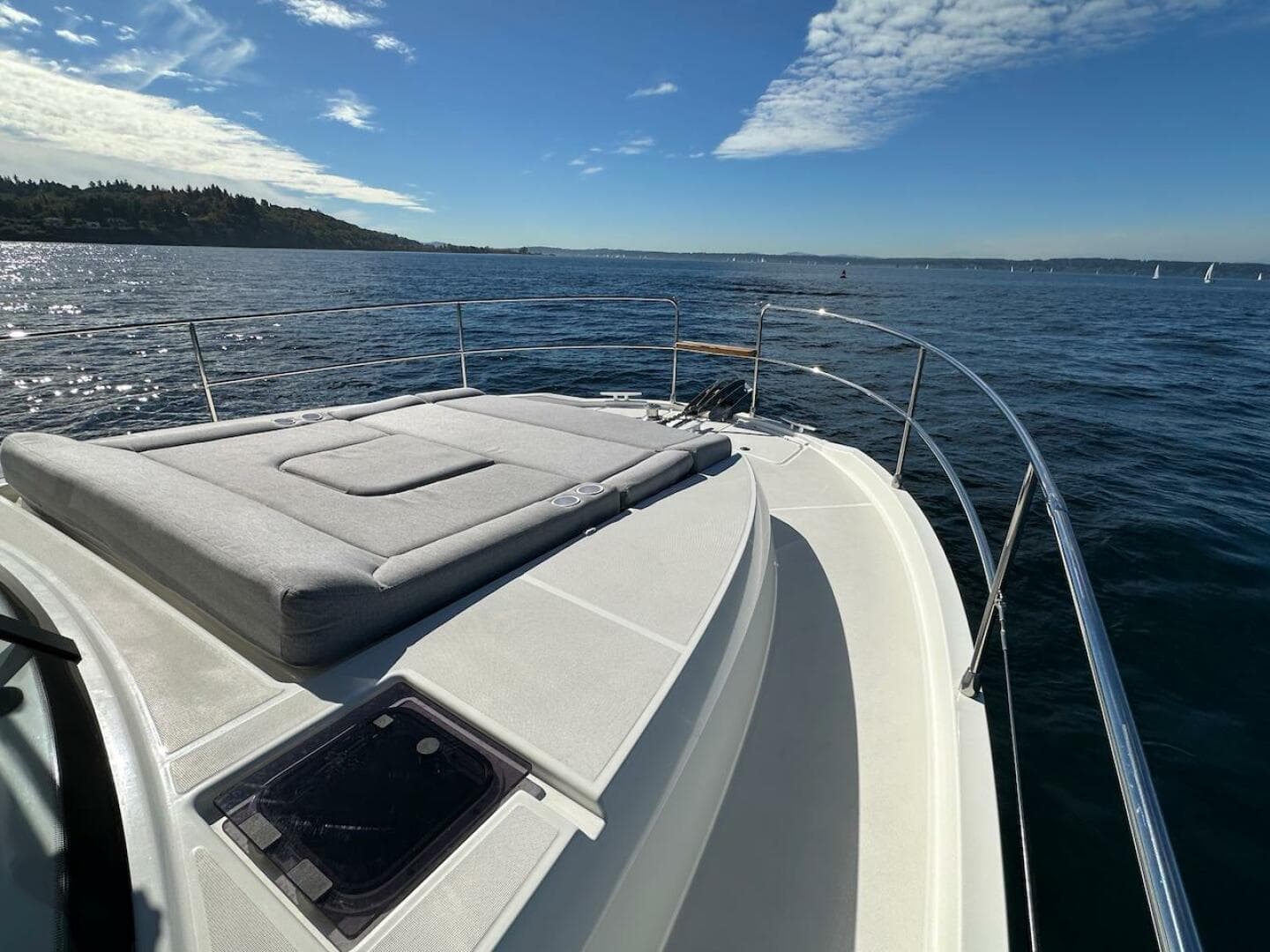 2024 Beneteau Swift Trawler 41 Sedan — photo 22