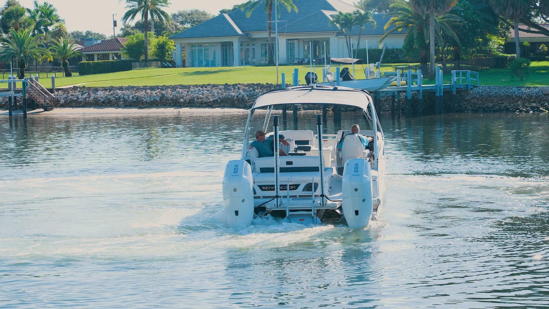 2024 Bennington Qsbax 2 Swingback — photo 36