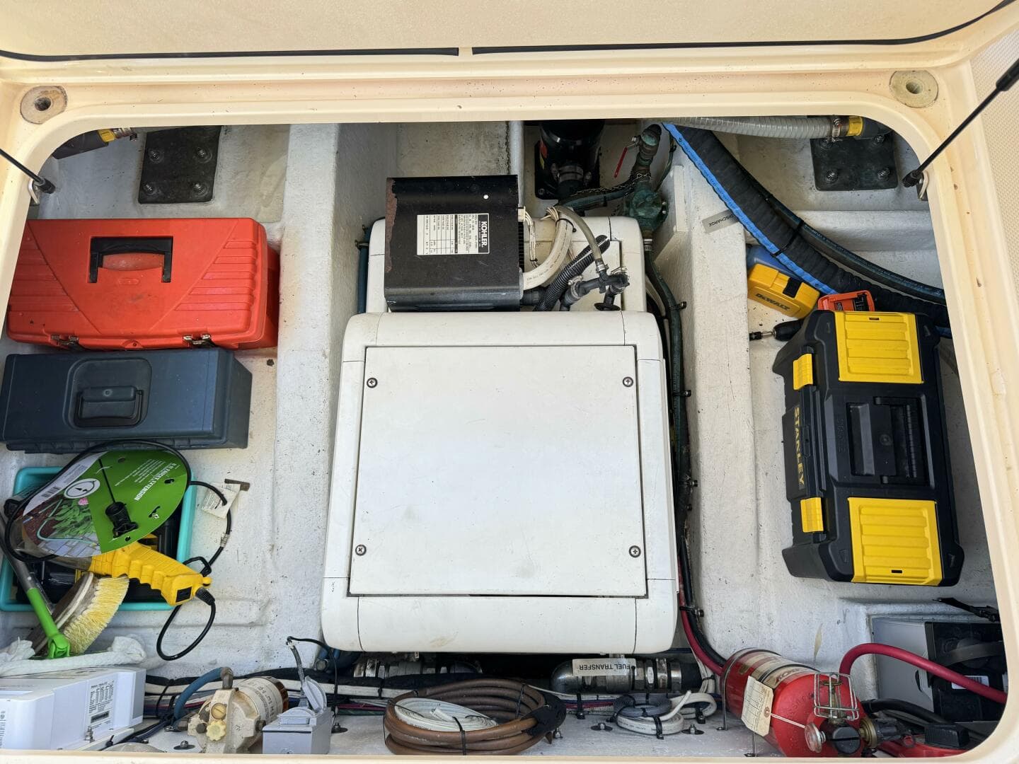 2004 Island Packet 360 Hardtop Express Cruiser — photo 27