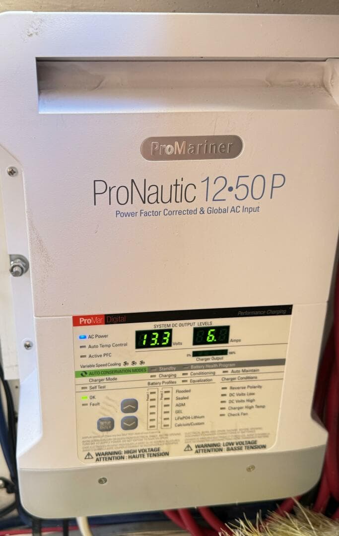 2004 Island Packet 360 Hardtop Express Cruiser — photo 28