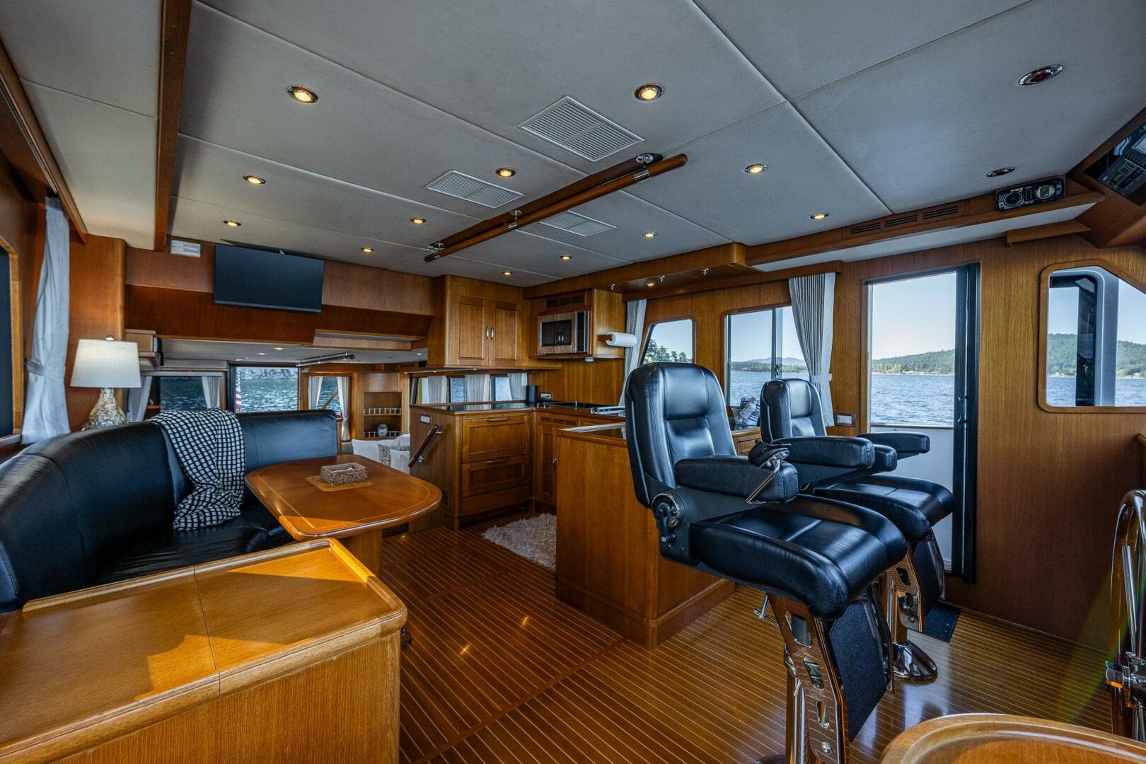 2007 Grand Banks 59 Aleutian Raised Pilothouse — photo 14