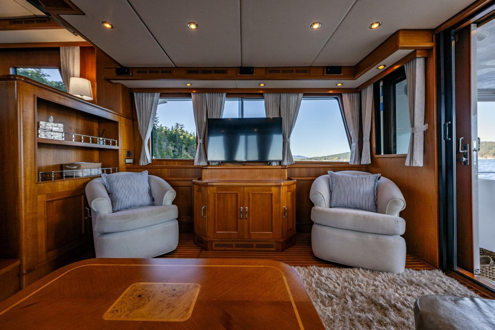 2007 Grand Banks 59 Aleutian Raised Pilothouse — photo 9