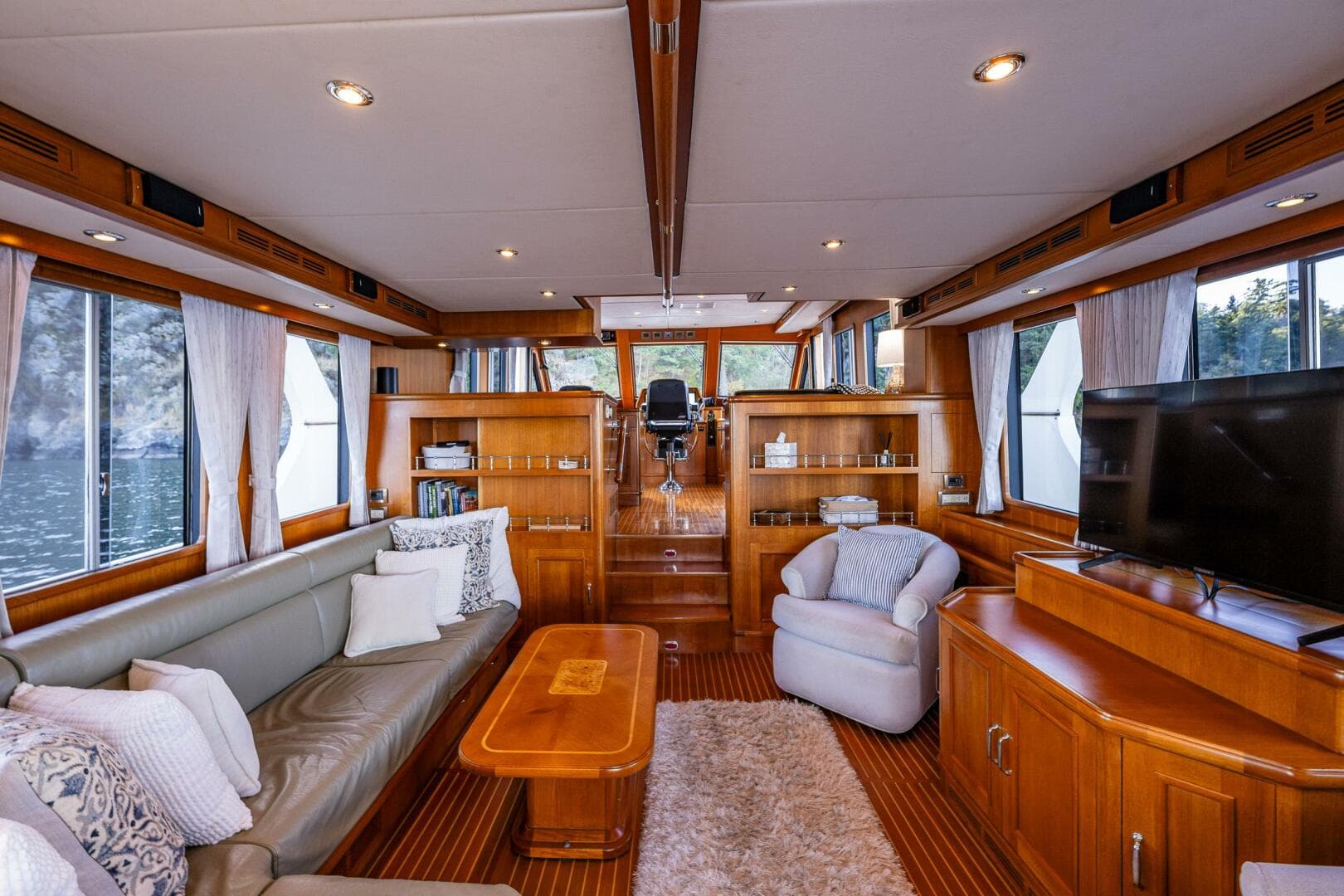 2007 Grand Banks 59 Aleutian Raised Pilothouse — photo 5
