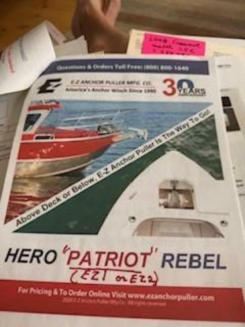 2008 Pursuit C 250 — photo 13