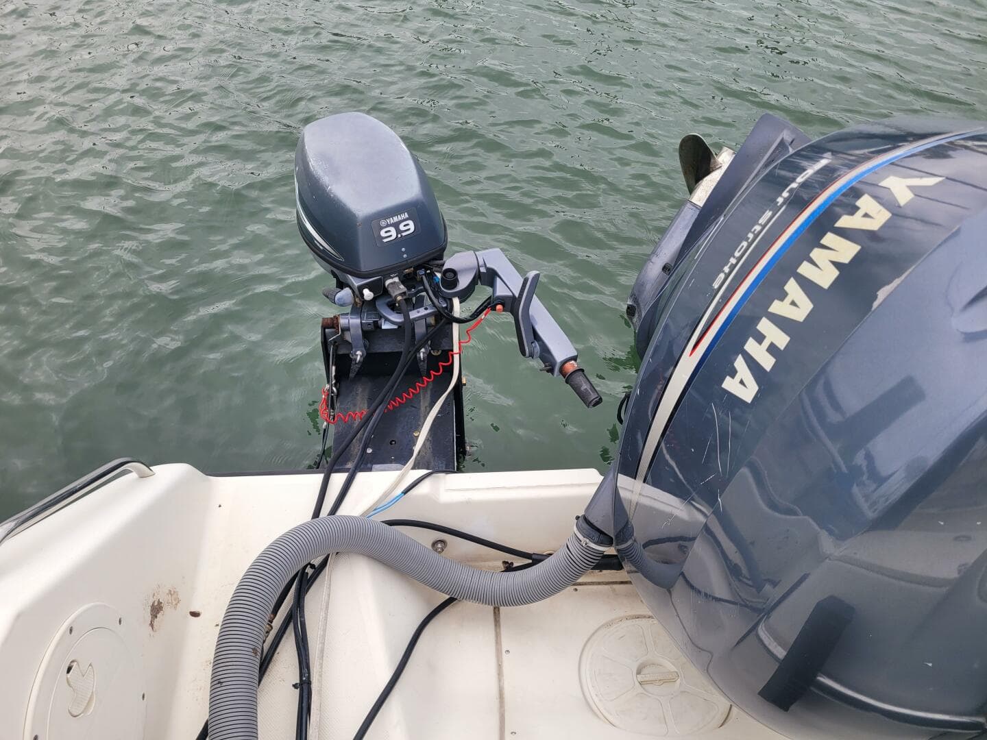 2008 Pursuit C 250 — photo 15