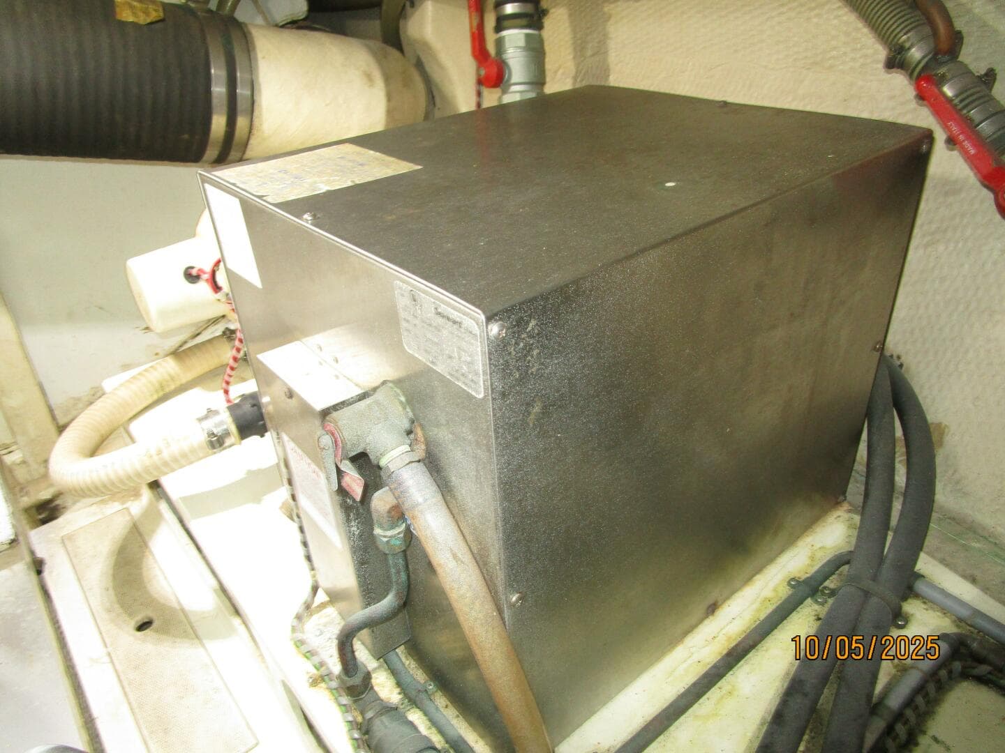 1995 Grand Banks Classic — photo 77