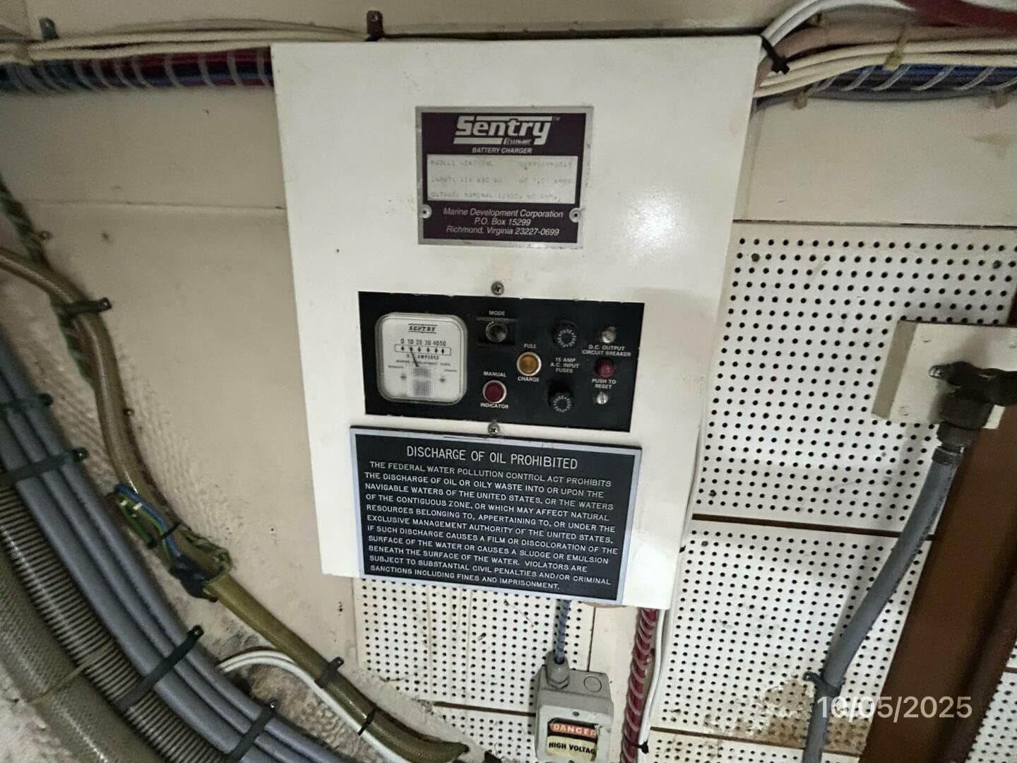 1995 Grand Banks Classic — photo 81