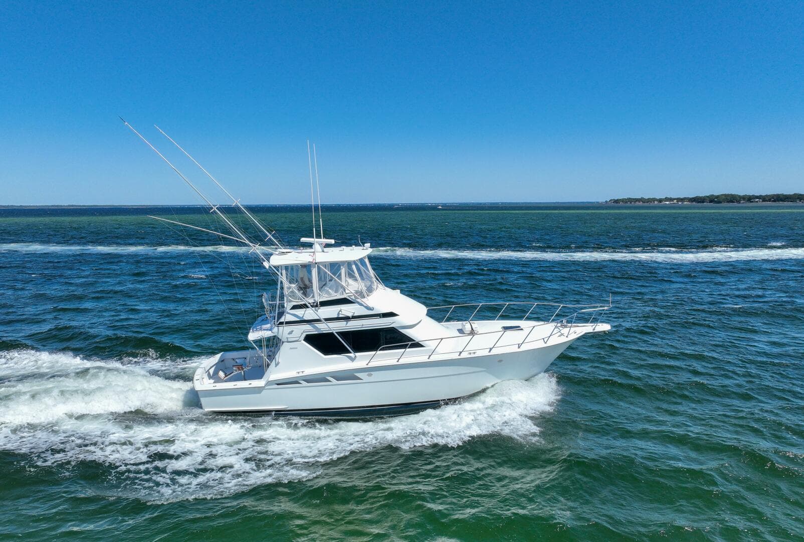 1994 Hatteras 46 Convertible — photo 51