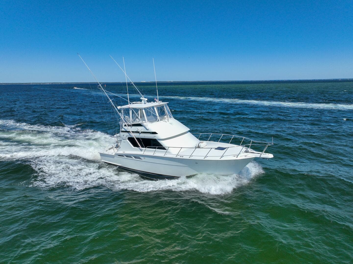 1994 Hatteras 46 Convertible — photo 52