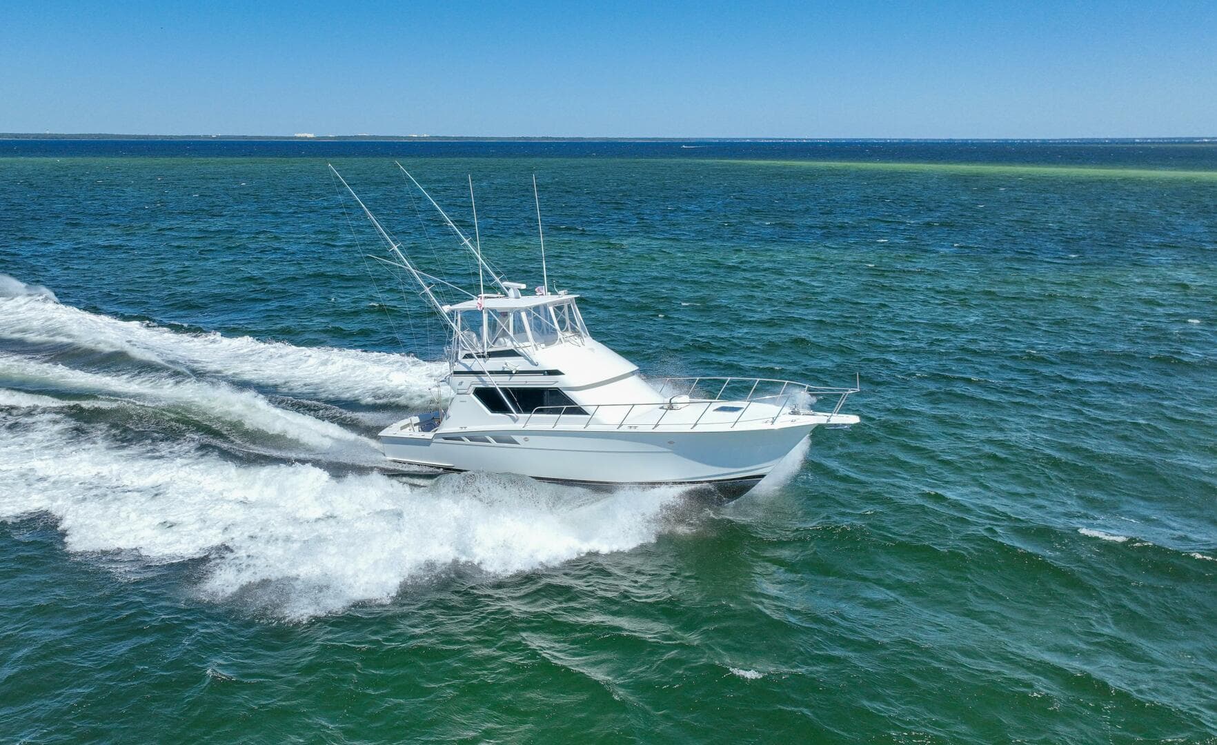 1994 Hatteras 46 Convertible — photo 43