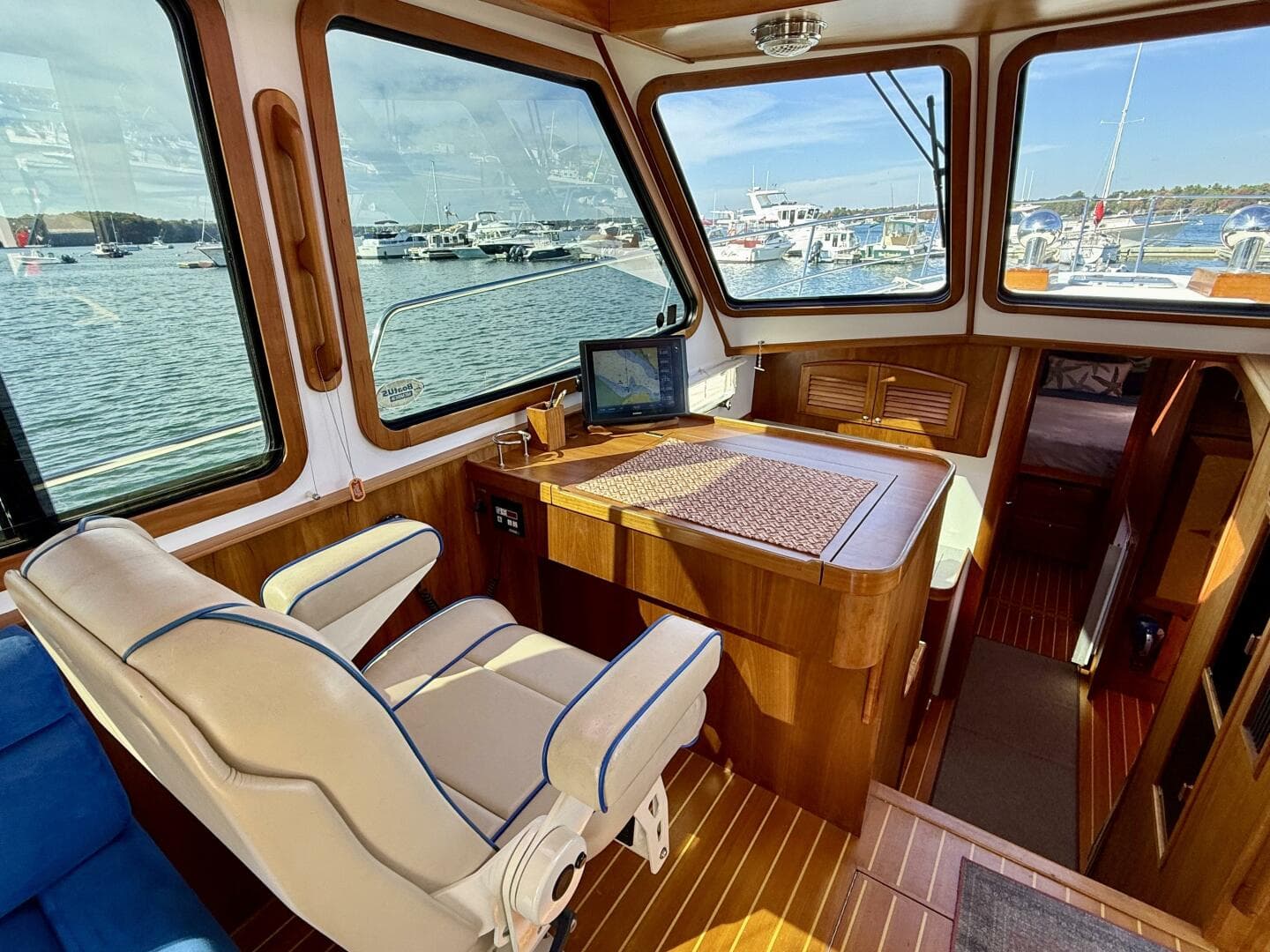 2006 Sabre 42 Sedan — photo 41