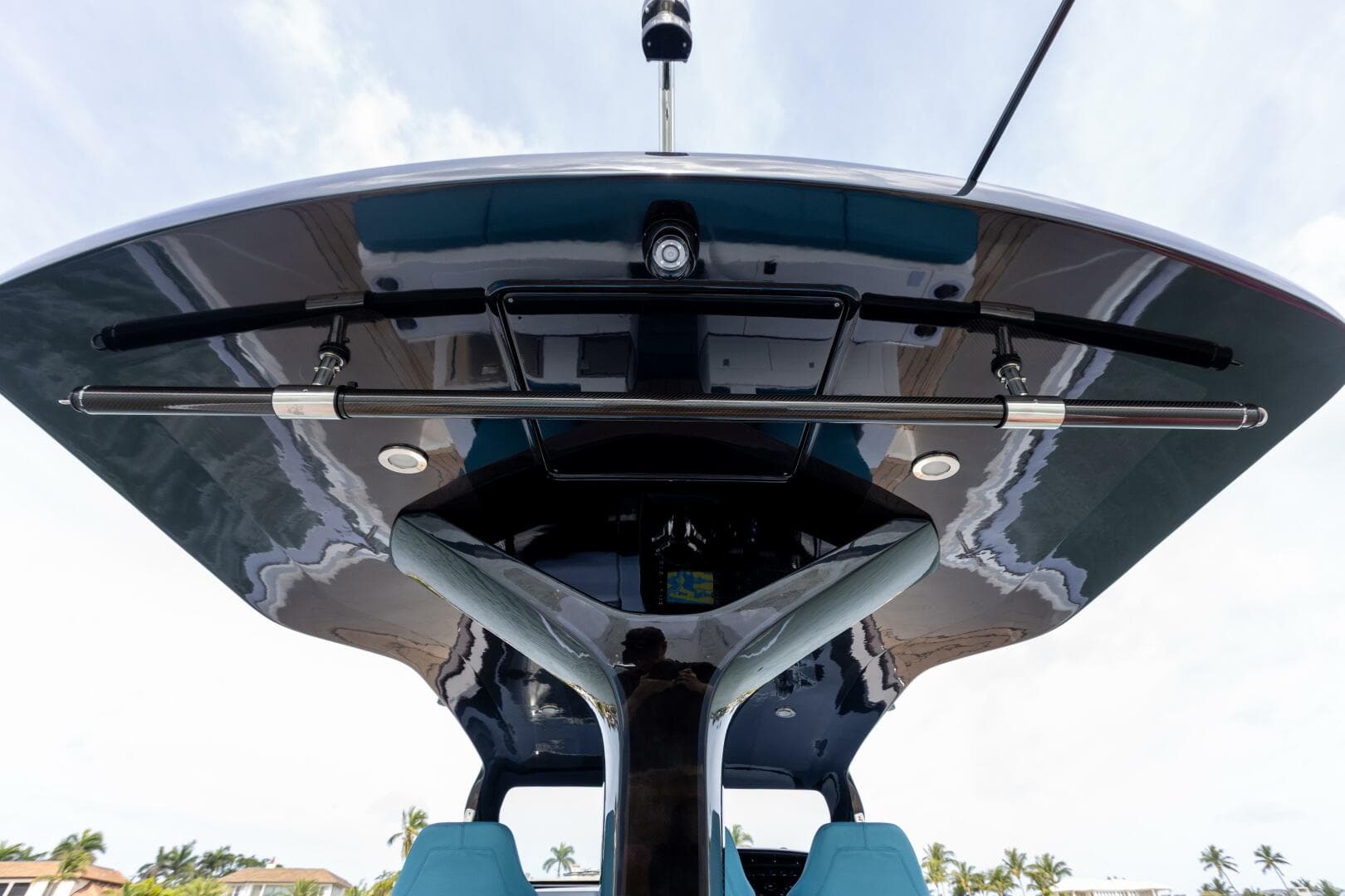 2025 Sacs Rebel 47 — photo 30