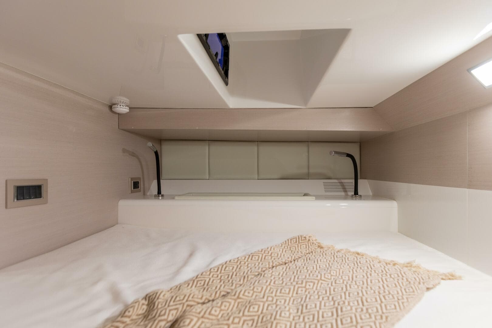 2025 Sacs Rebel 47 — photo 15