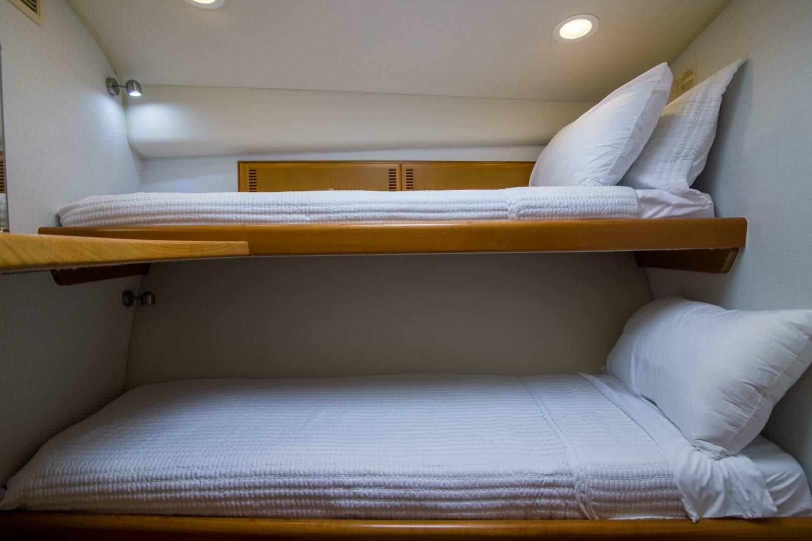 2008 Cabo Express — photo 16