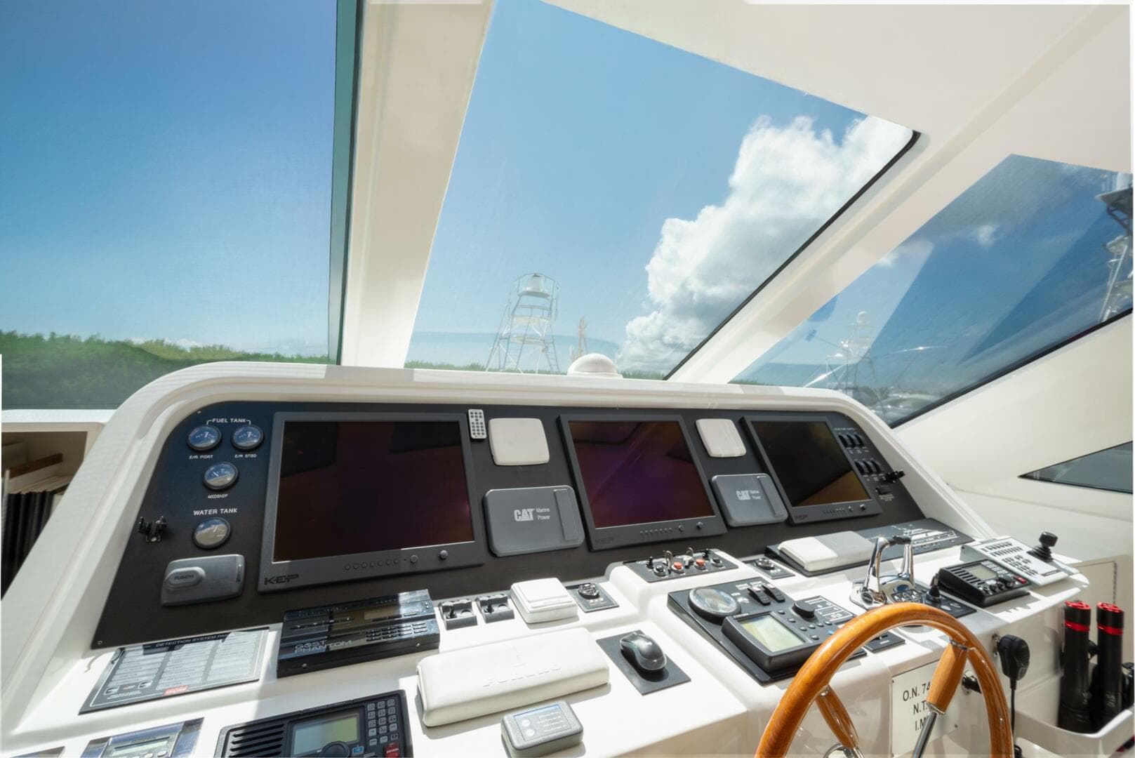 2014 Hargrave Sky Lounge — photo 45