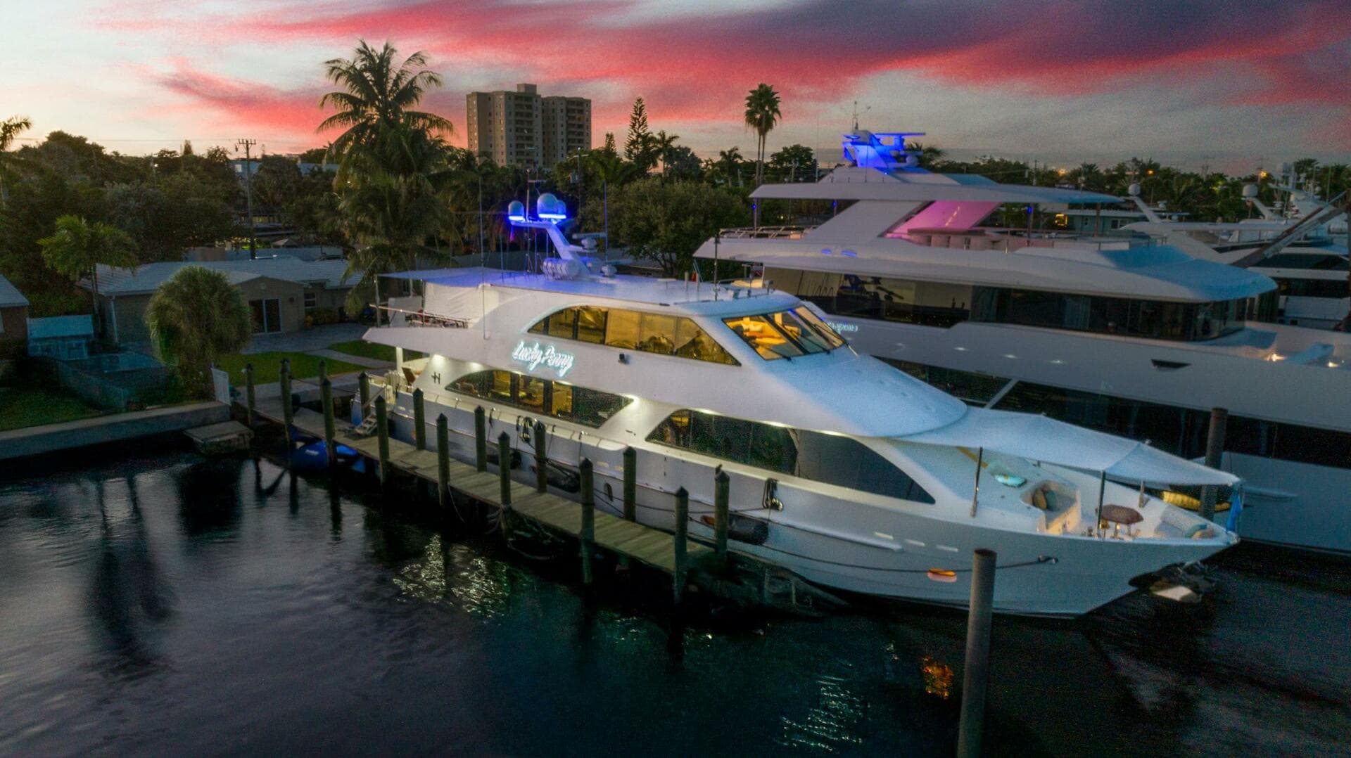 2014 Hargrave Sky Lounge — photo 64