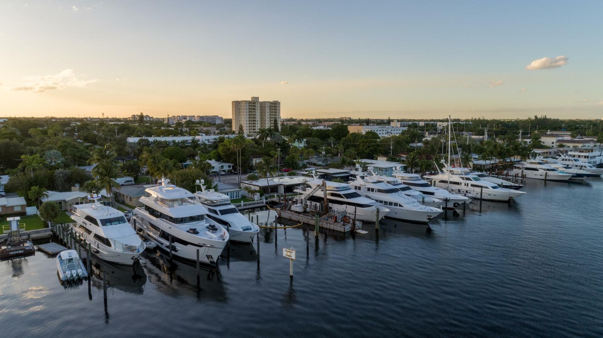 2014 Hargrave Sky Lounge — photo 61