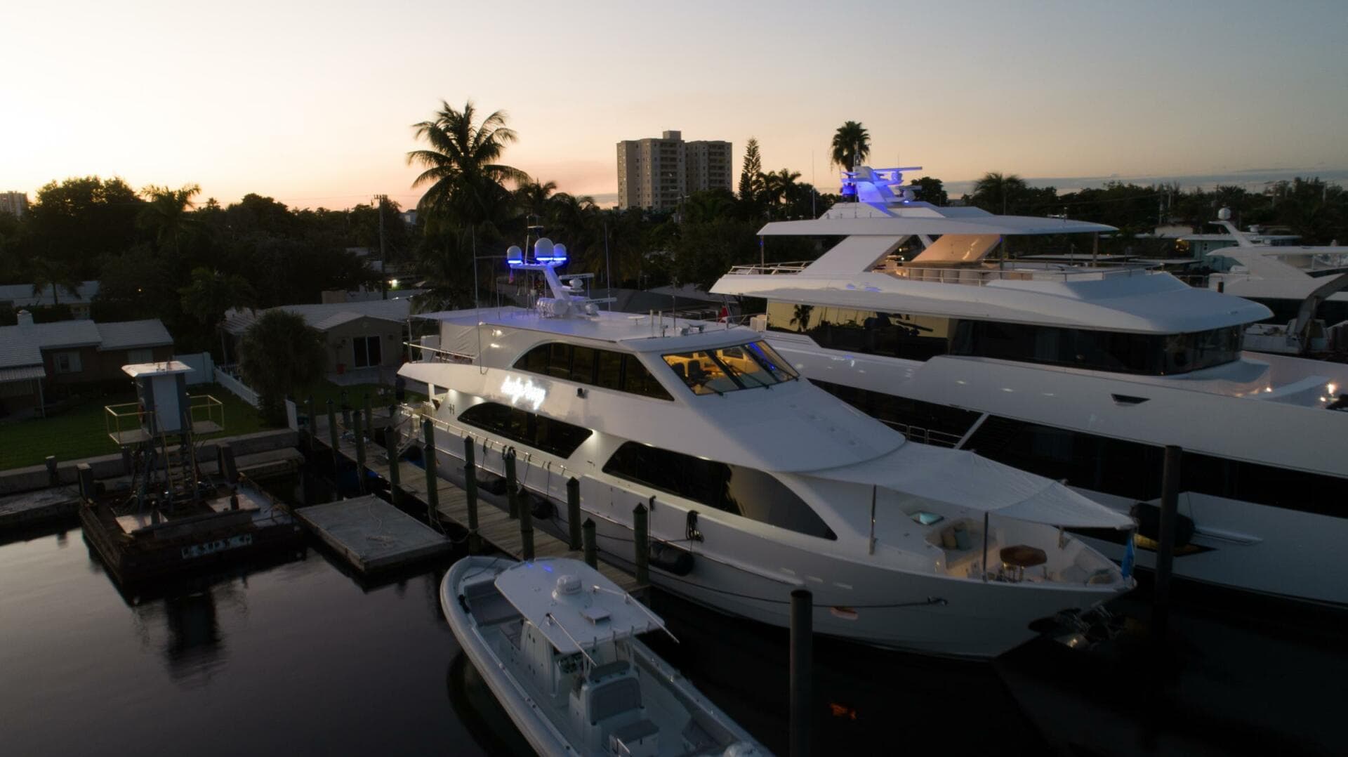 2014 Hargrave Sky Lounge — photo 63