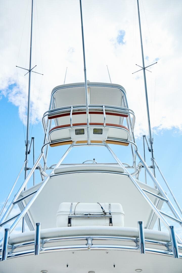 2003 Egg Harbor Predator Express — photo 5