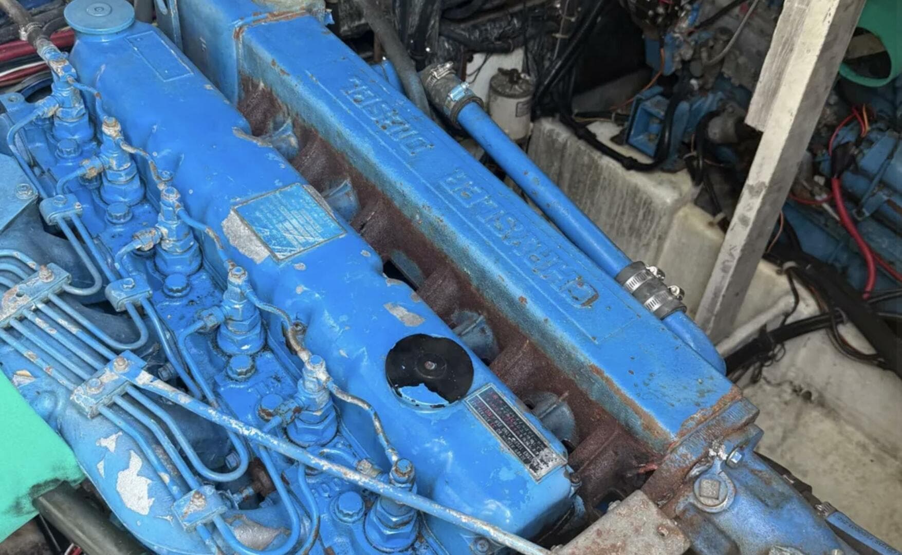 1983 Bayliner 3870 — photo 16