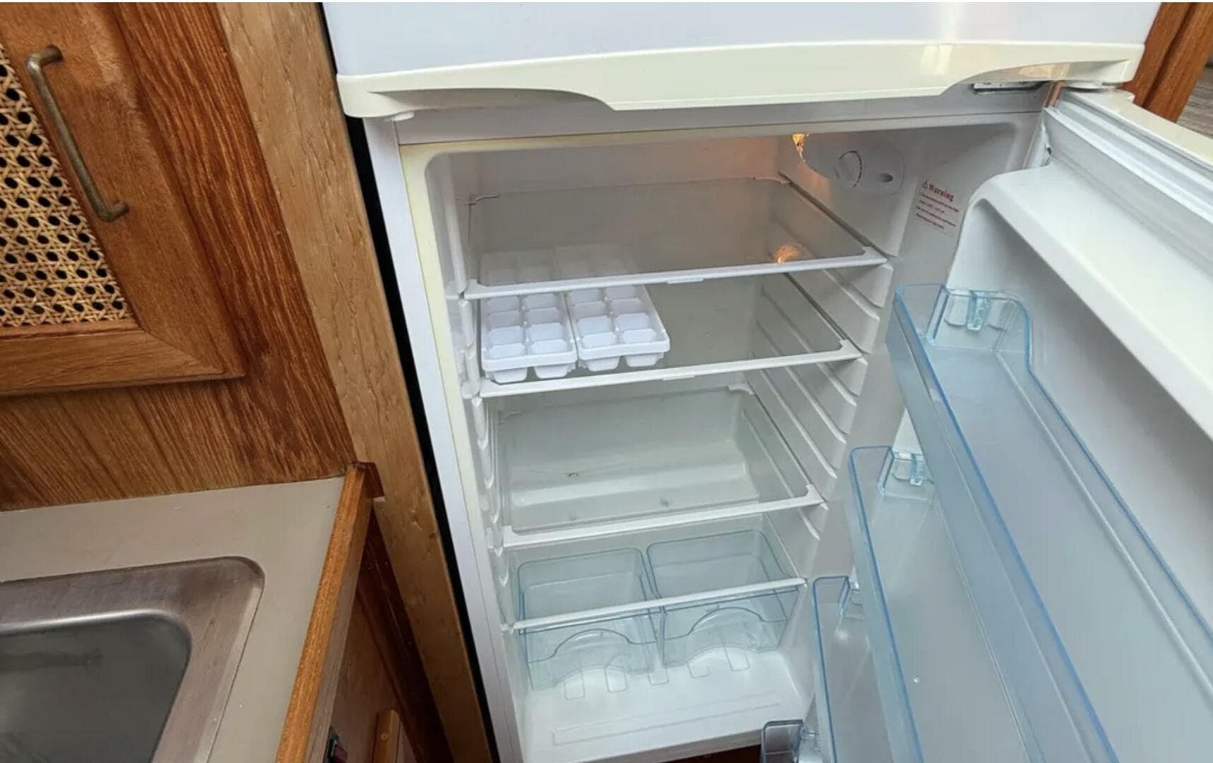 1983 Bayliner 3870 — photo 7