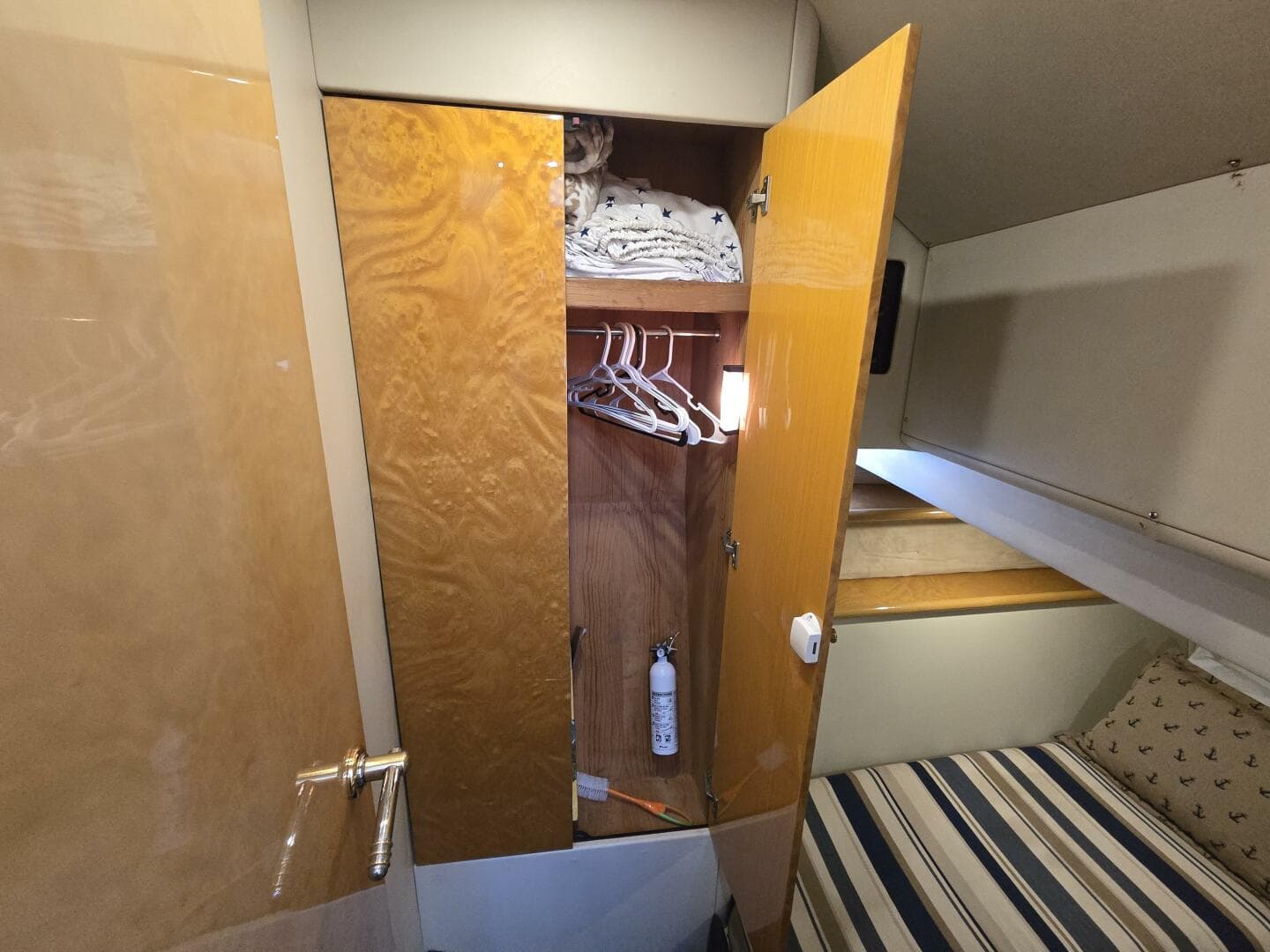 1997 Sunseeker Manhattan 48 — photo 36