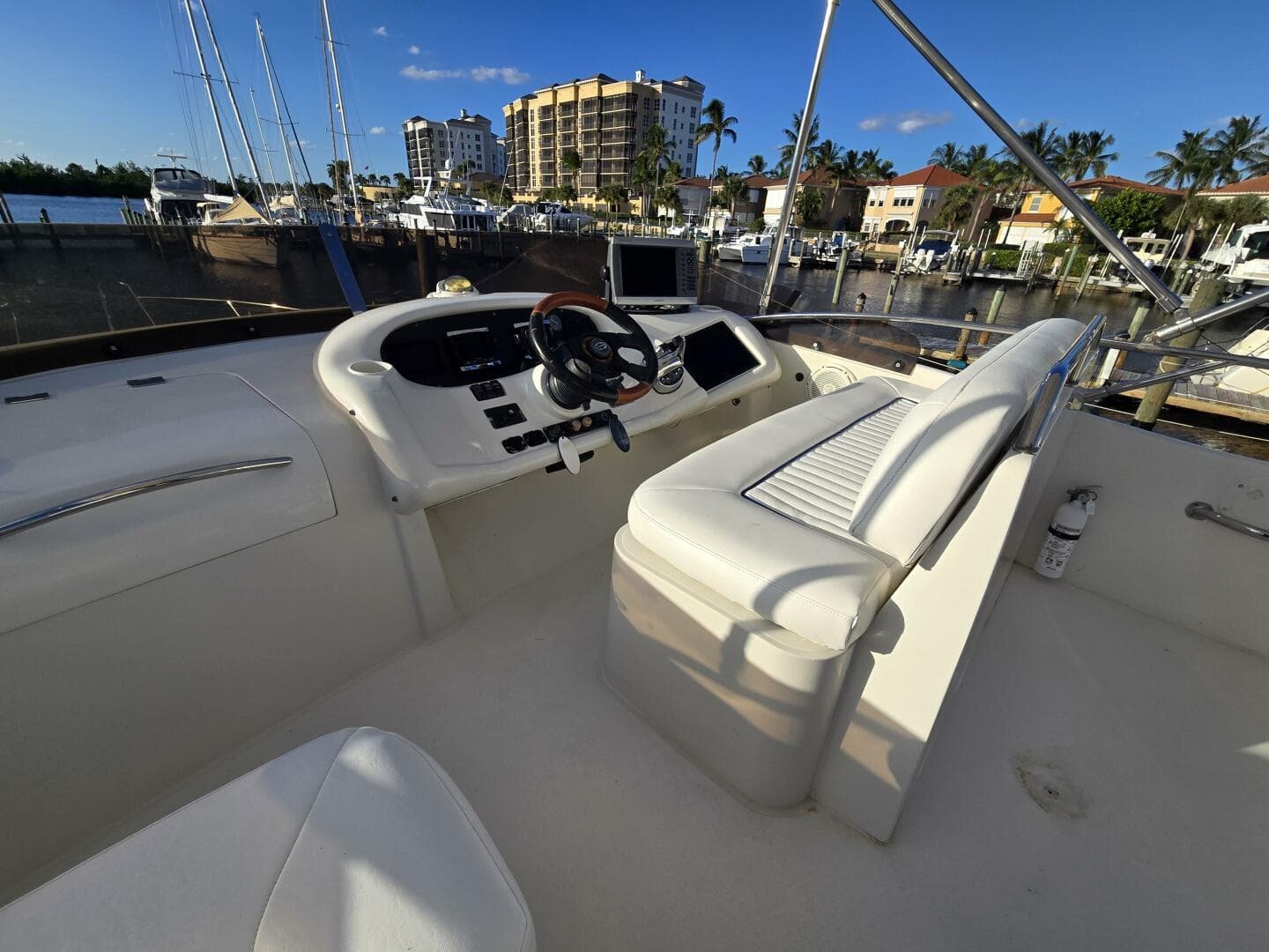 1997 Sunseeker Manhattan 48 — photo 14