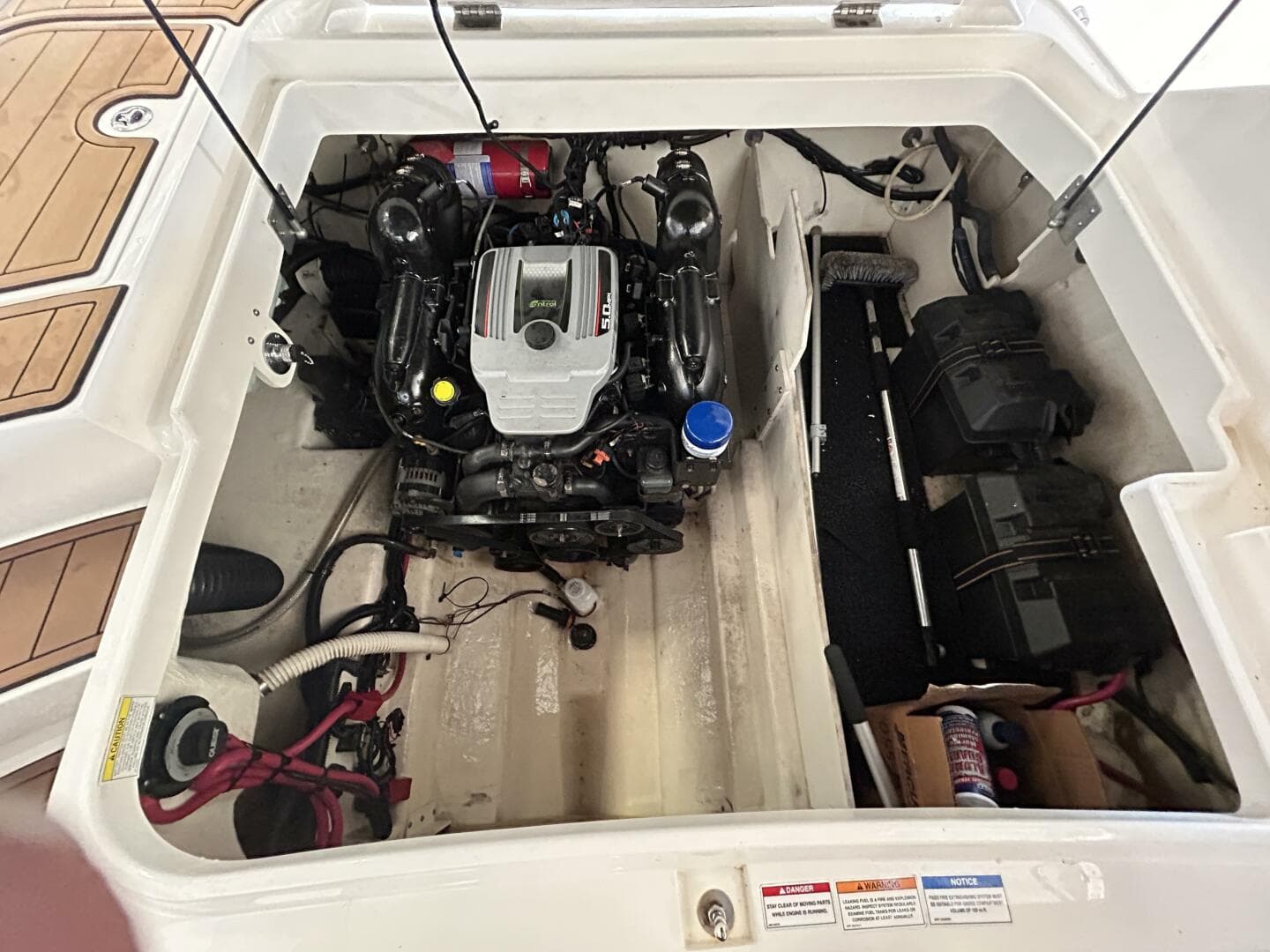 2014 Sea Ray 260 Sundeck — photo 16