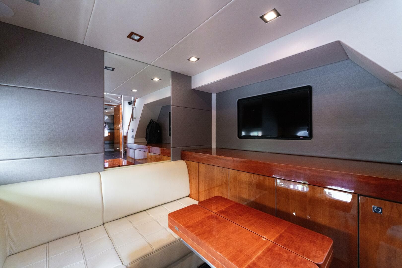 2014 Sunseeker Predator 60 — photo 36