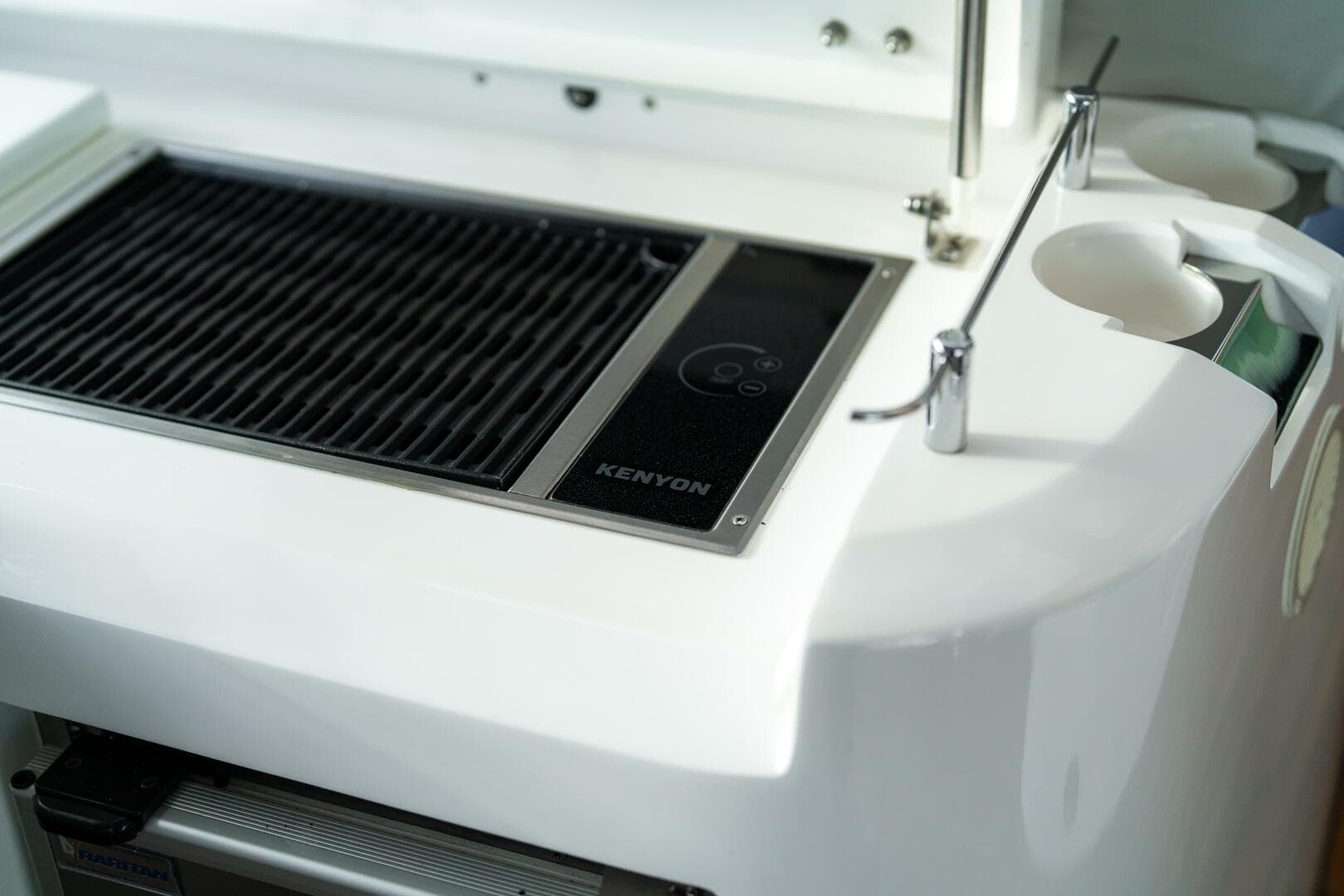 2014 Sunseeker Predator 60 — photo 64