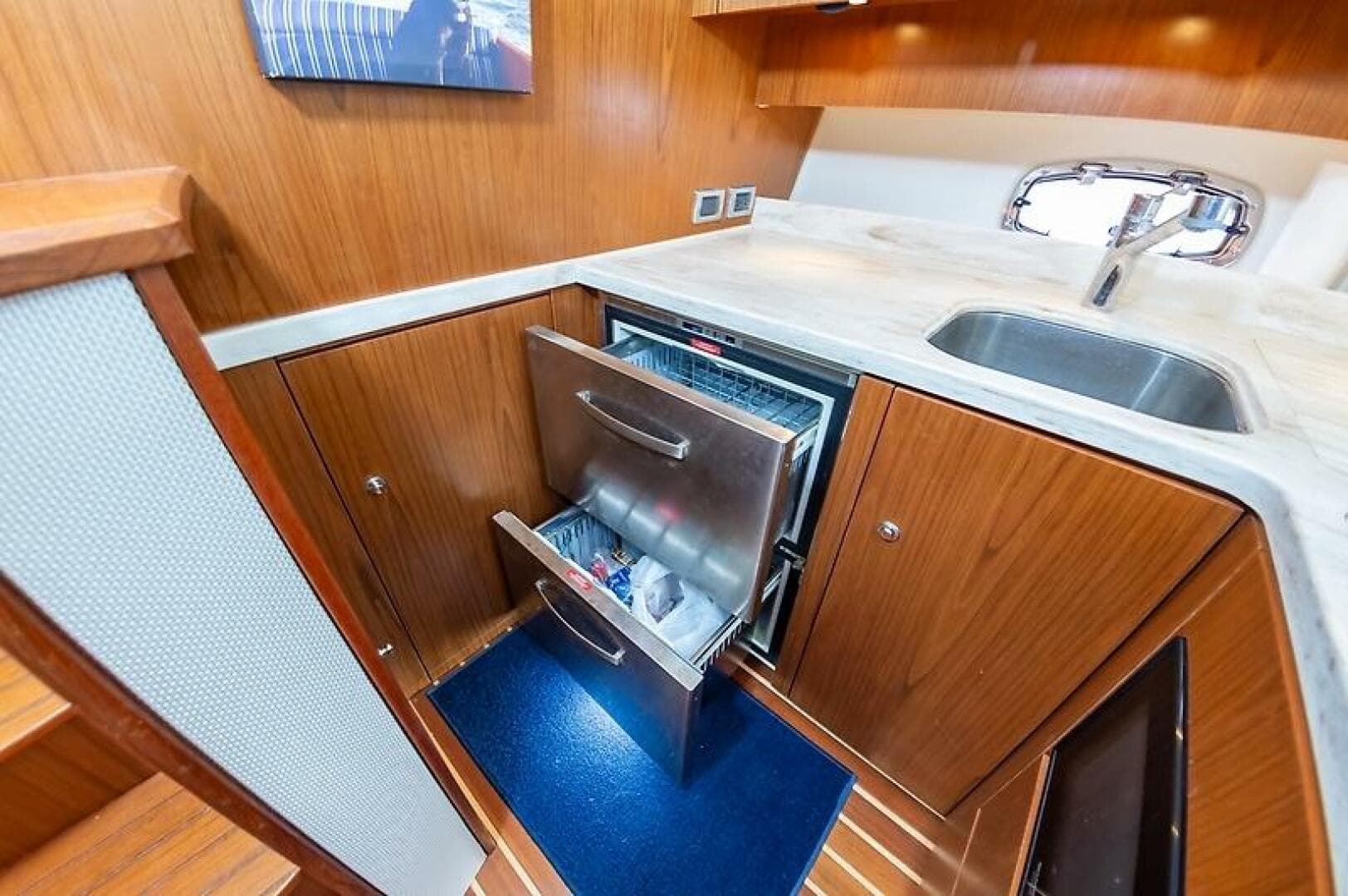 2015 Tiara Yachts 39 Coronet — photo 29
