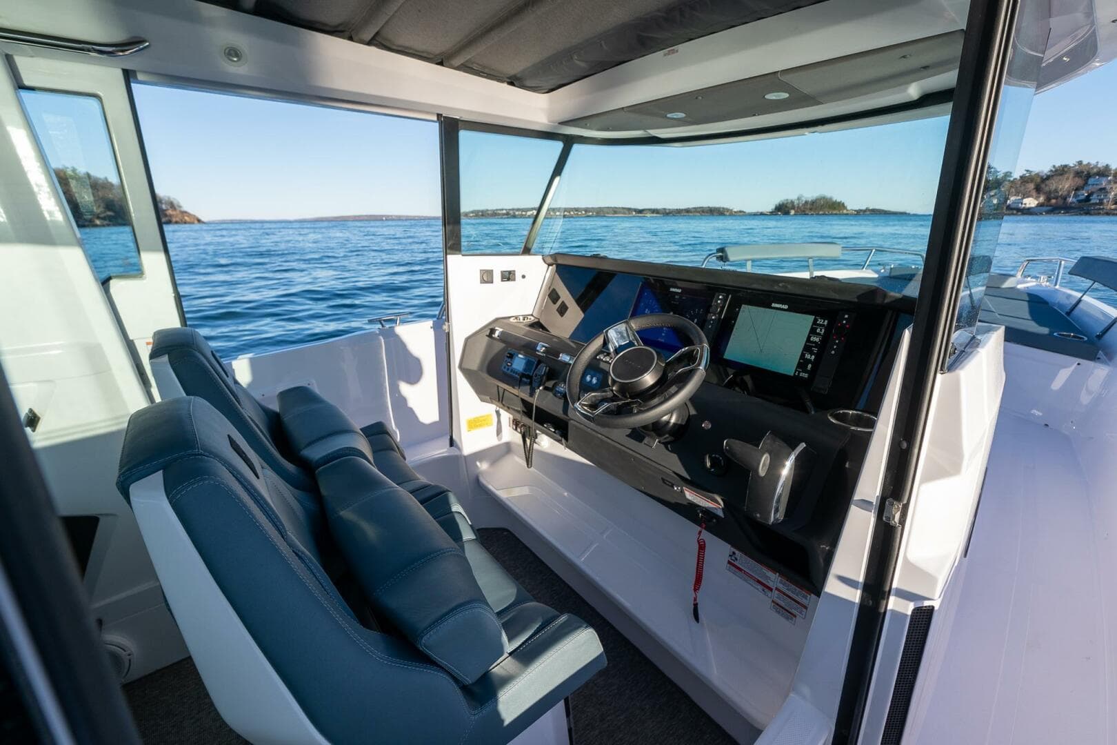 2026 Axopar Cross Cabin — photo 19