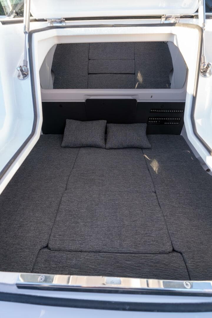 2026 Axopar Cross Cabin — photo 36