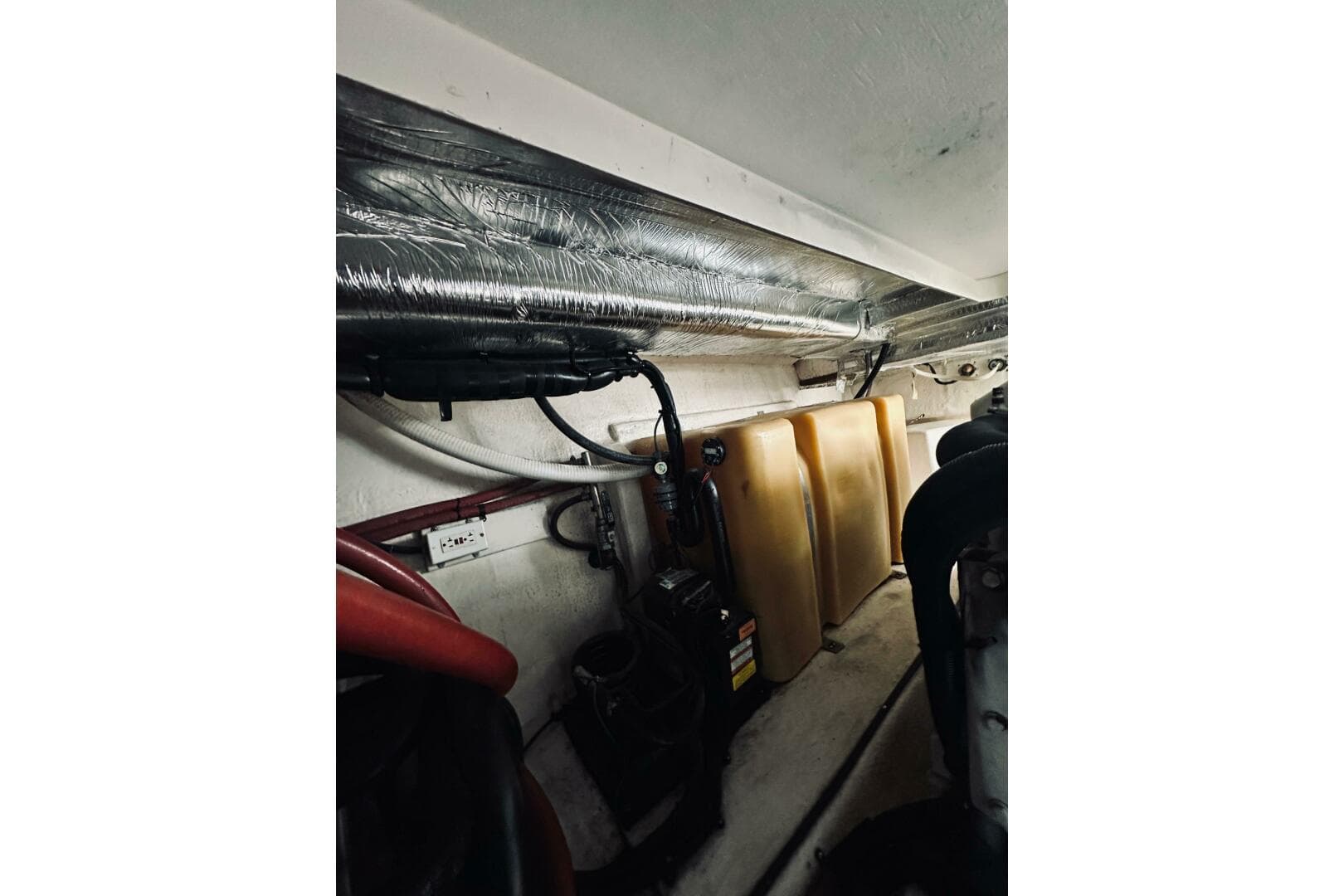 2000 Riviera 40 — photo 72