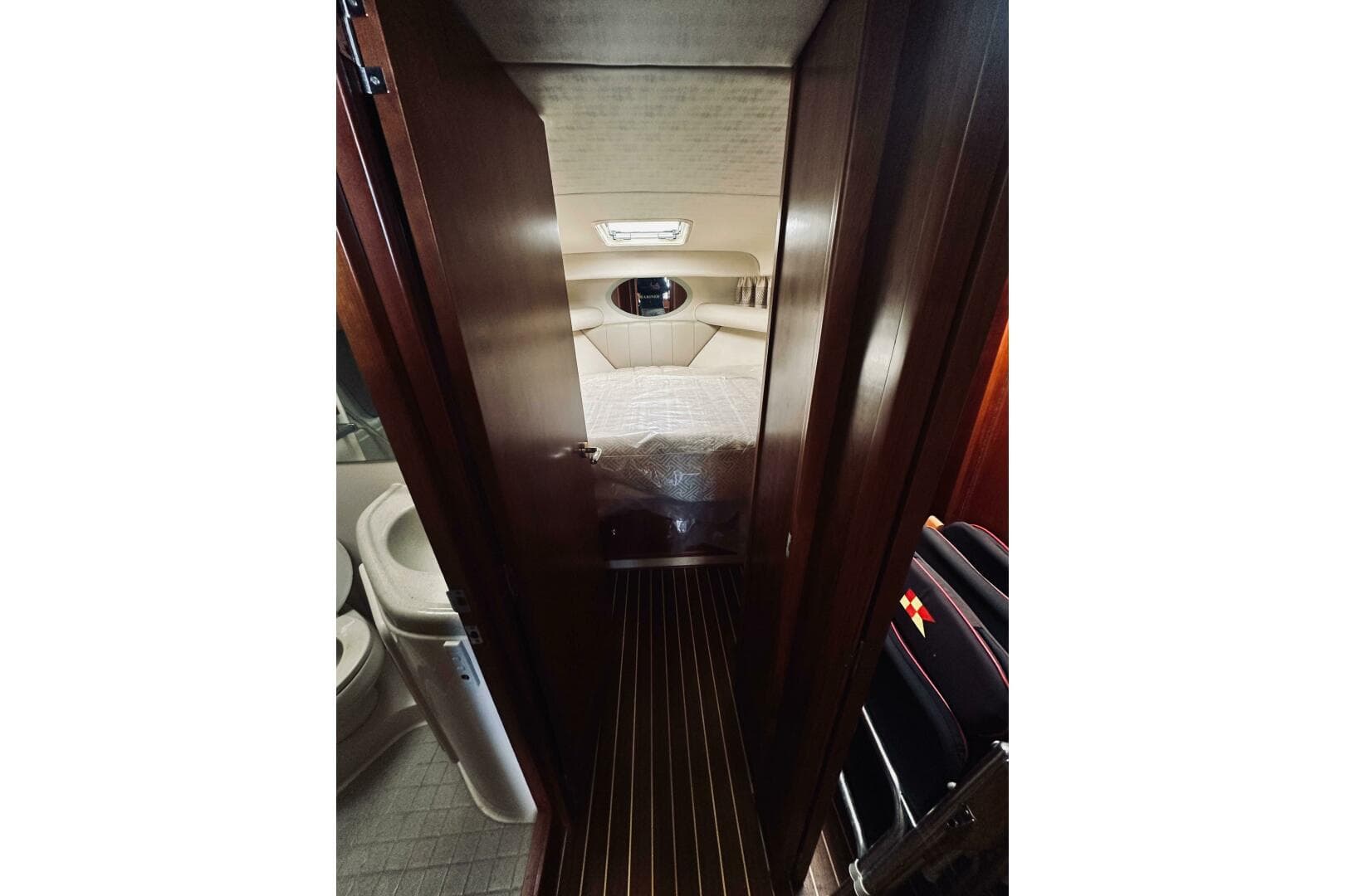 2000 Riviera 40 — photo 9