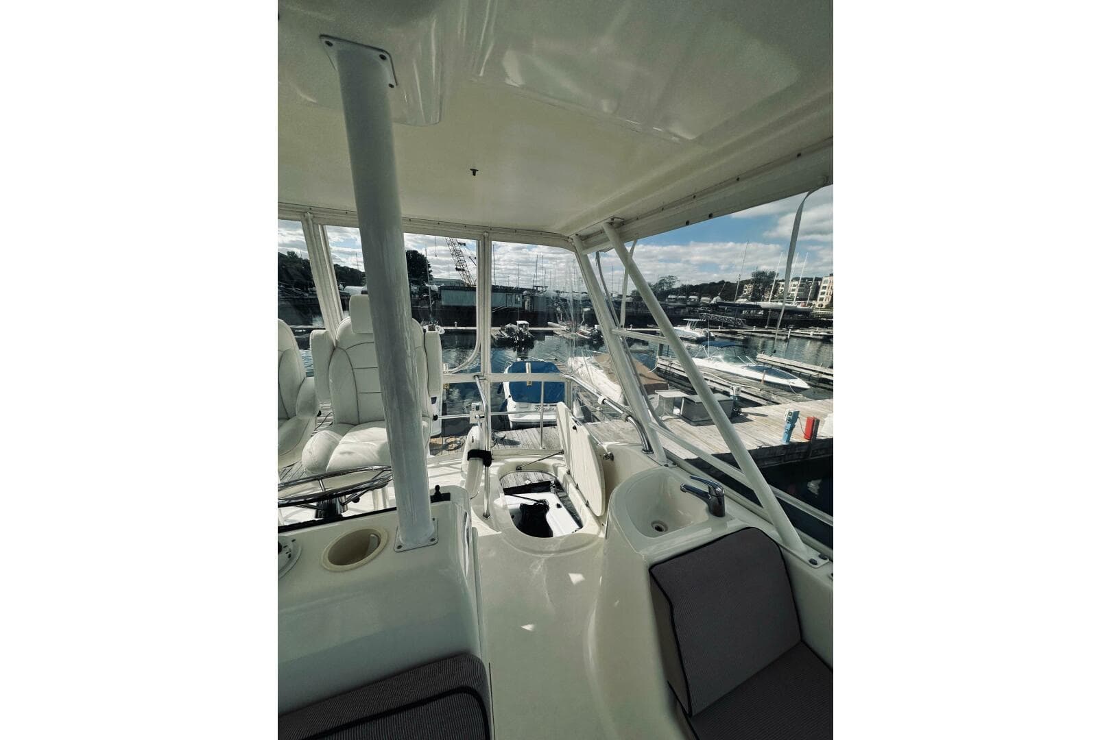 2000 Riviera 40 — photo 45