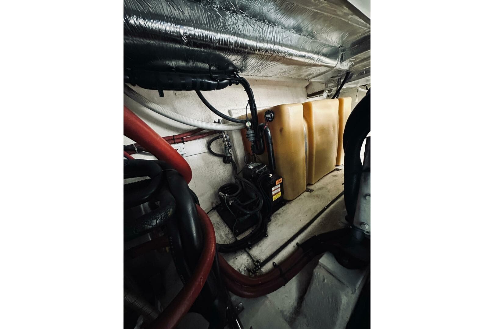 2000 Riviera 40 — photo 71