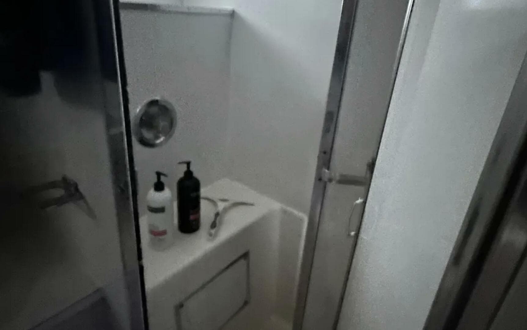 1974 Hatteras 58 Yachtfish — photo 23