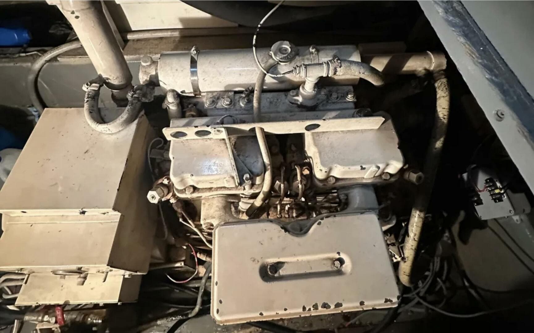 1974 Hatteras 58 Yachtfish — photo 32