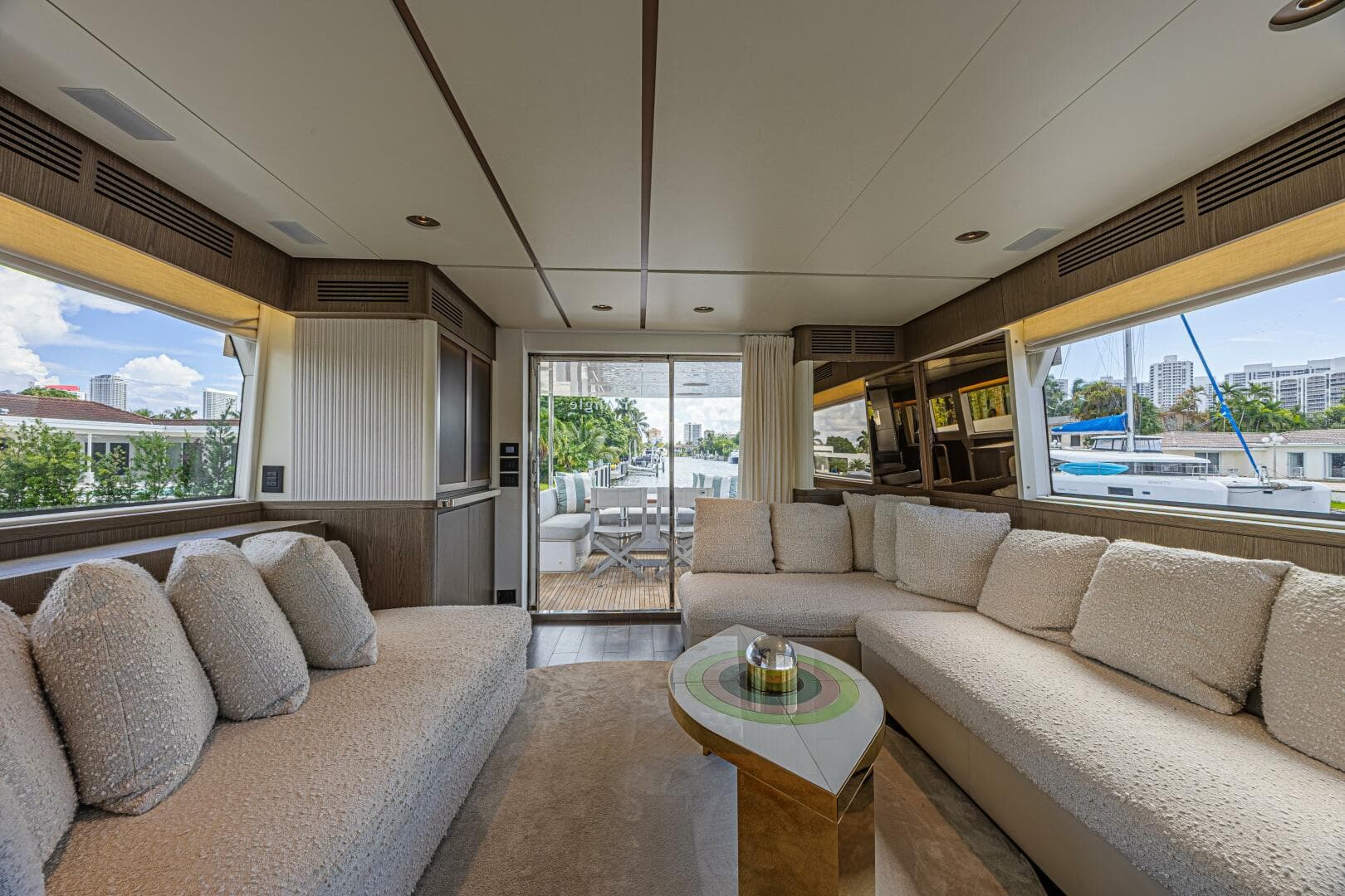 2022 Azimut Magellano 66 — photo 10