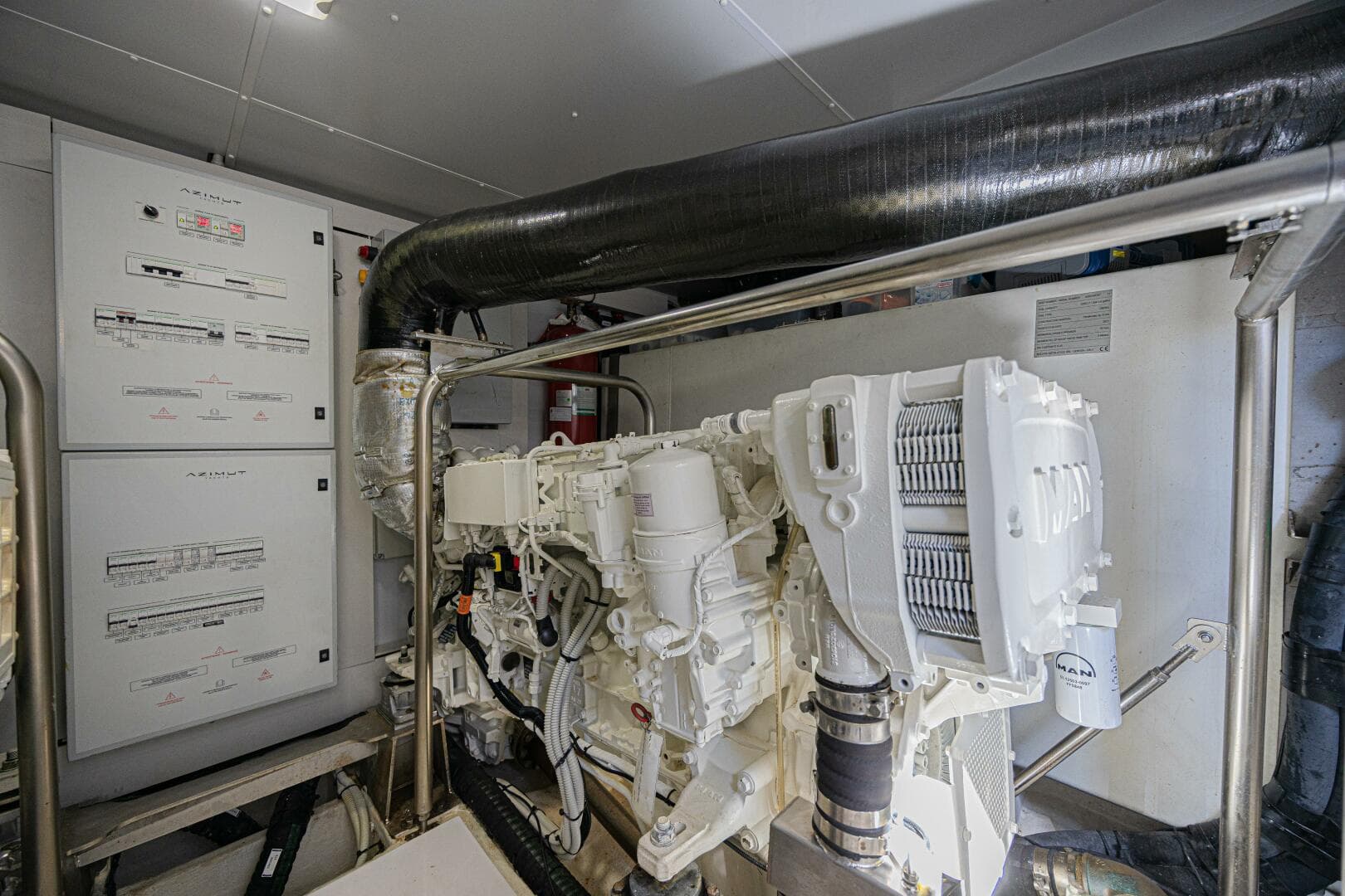 2022 Azimut Magellano 66 — photo 36