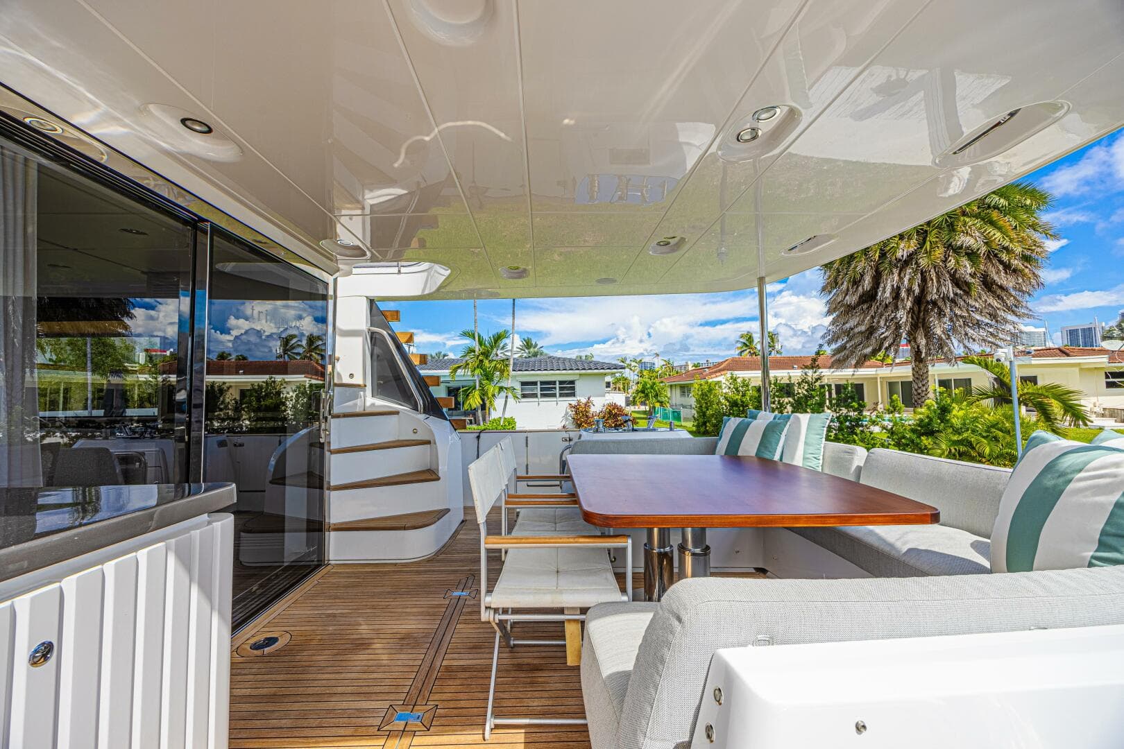 2022 Azimut Magellano 66 — photo 26