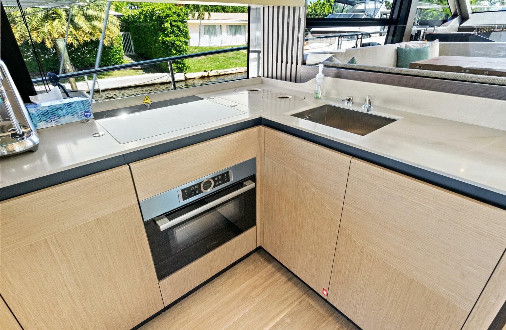 2025 Absolute 52 Fly — photo 34