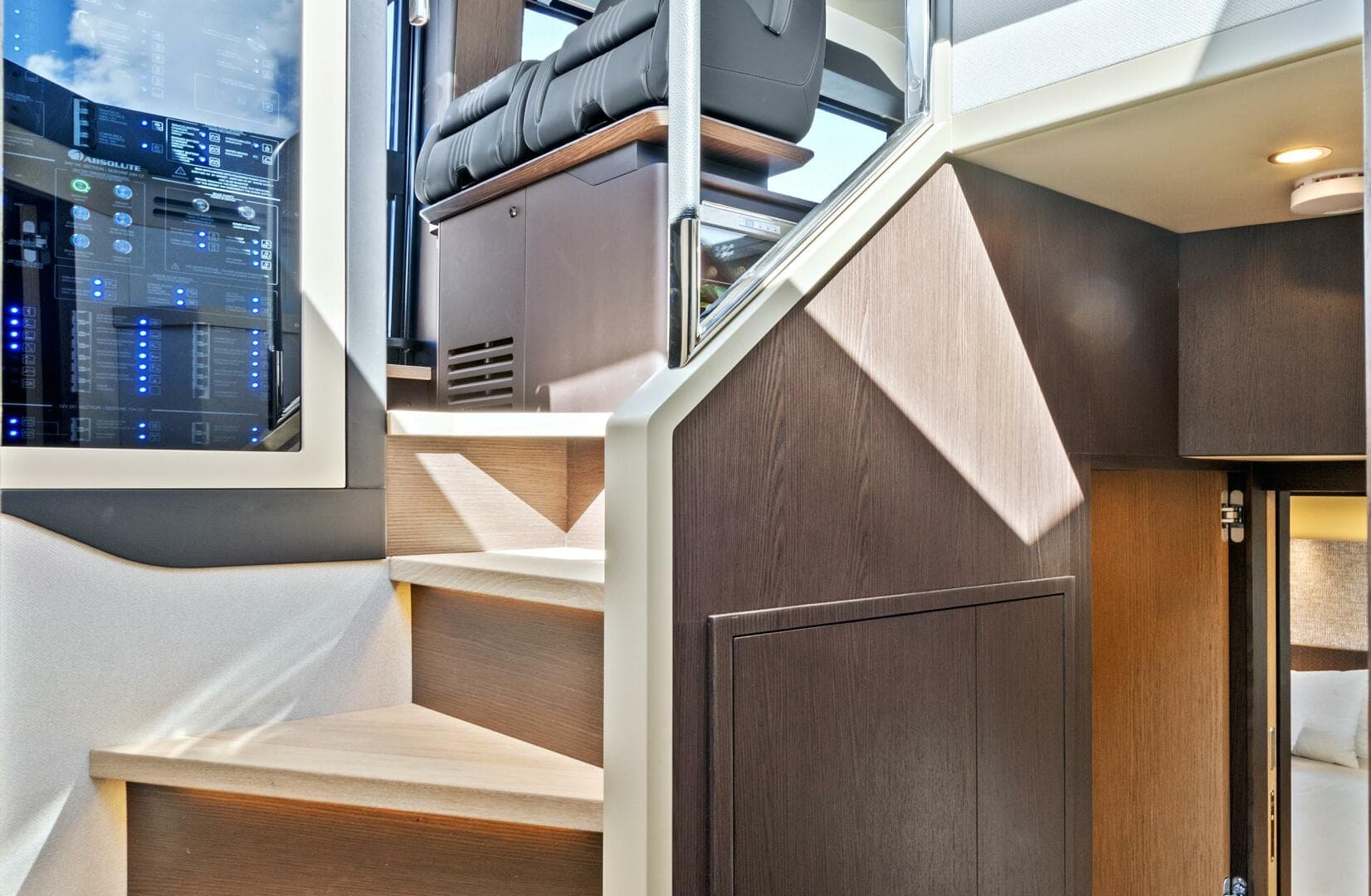 2025 Absolute 52 Fly — photo 50