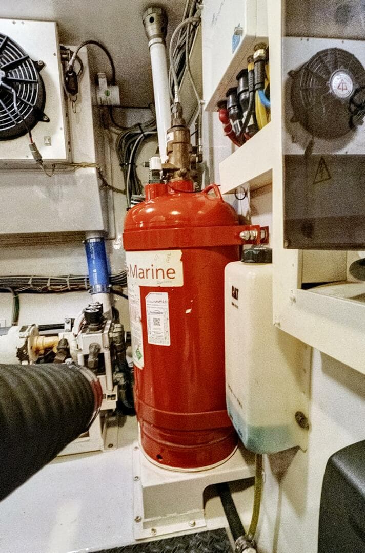 2008 Viking 74 Enclosed Bridge — photo 75