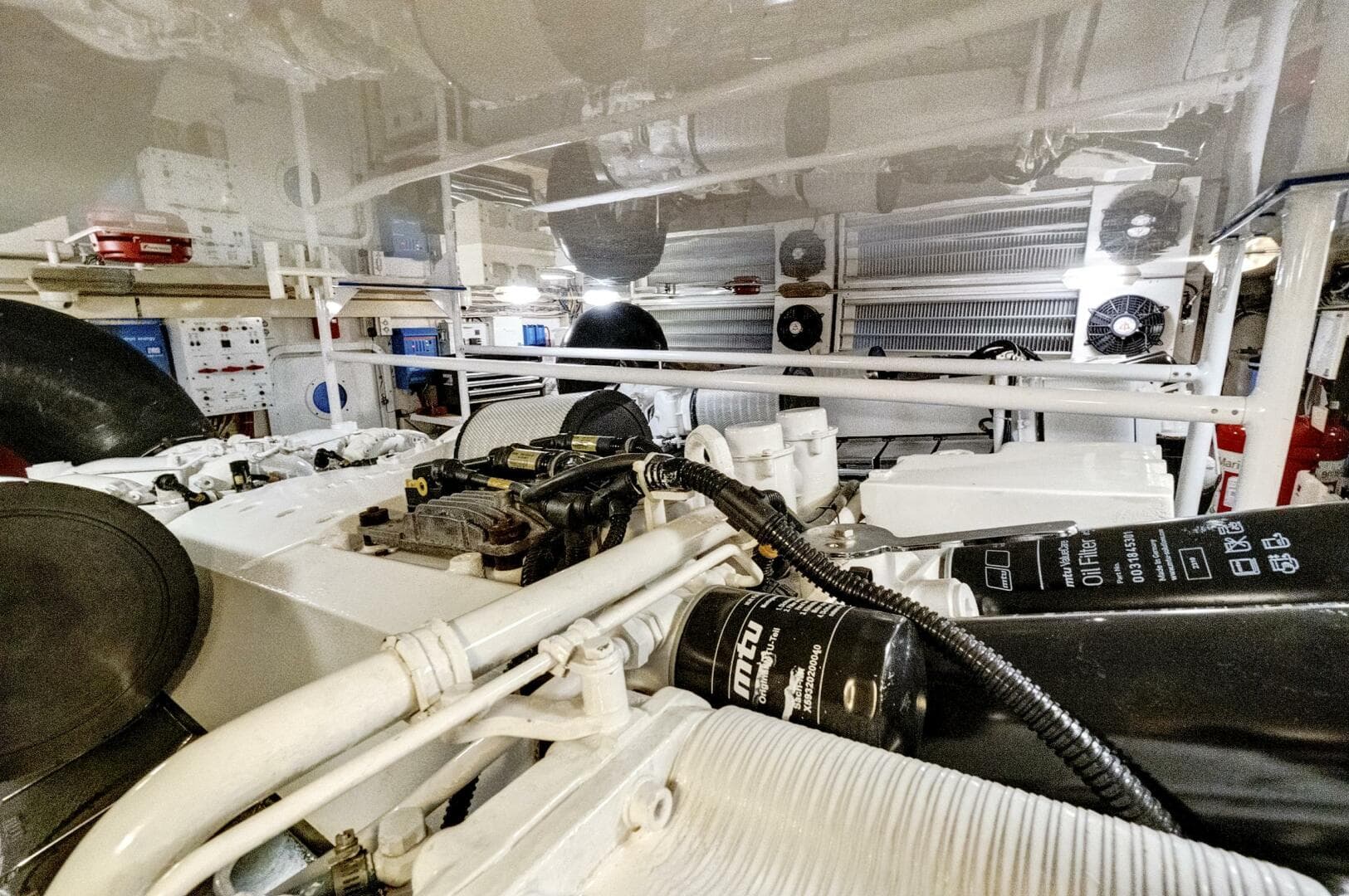 2008 Viking 74 Enclosed Bridge — photo 81